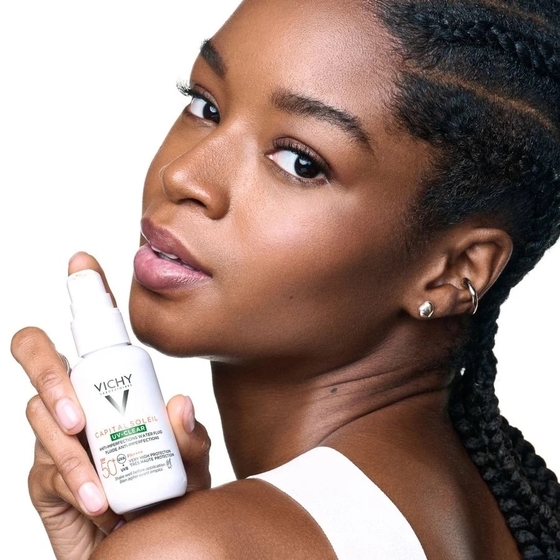 Protetor Solar Vichy Capital Soleil UV-Clear Fluido Aquoso Anti-Imperfeições SPF50+ 40ml